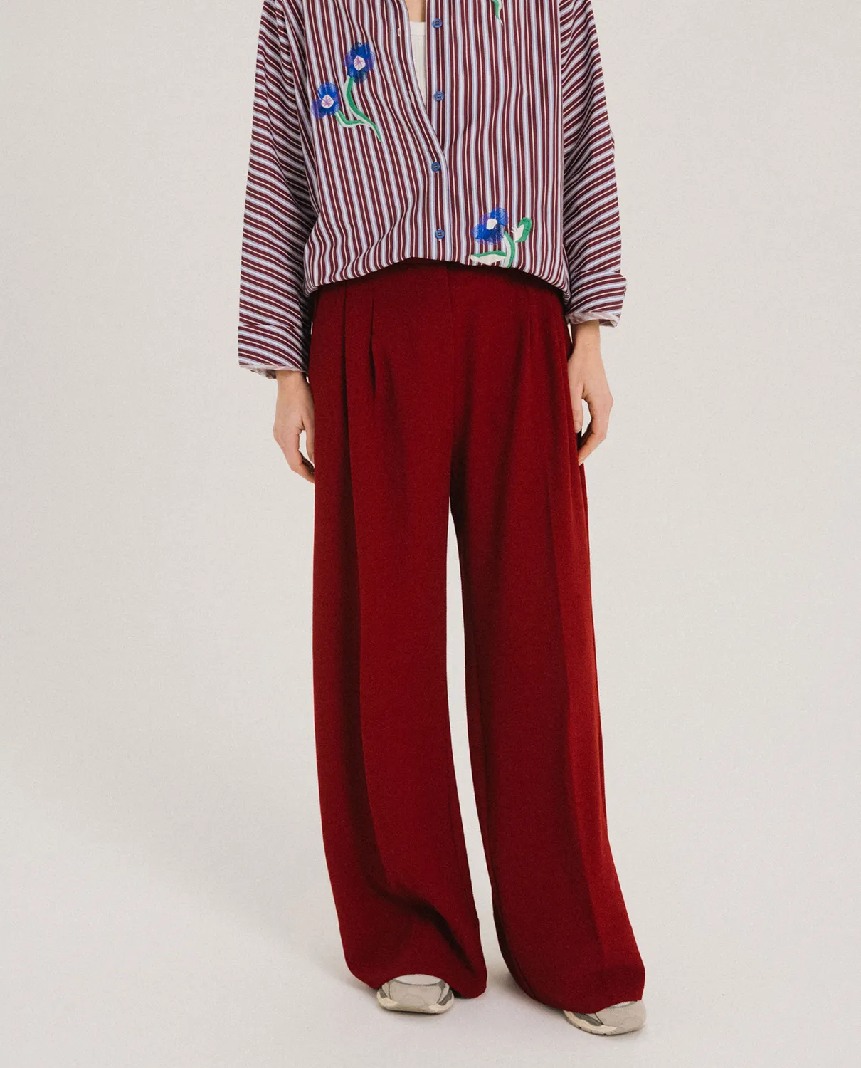Tinsels Upton Cherry pantalon large crêpe à pinces