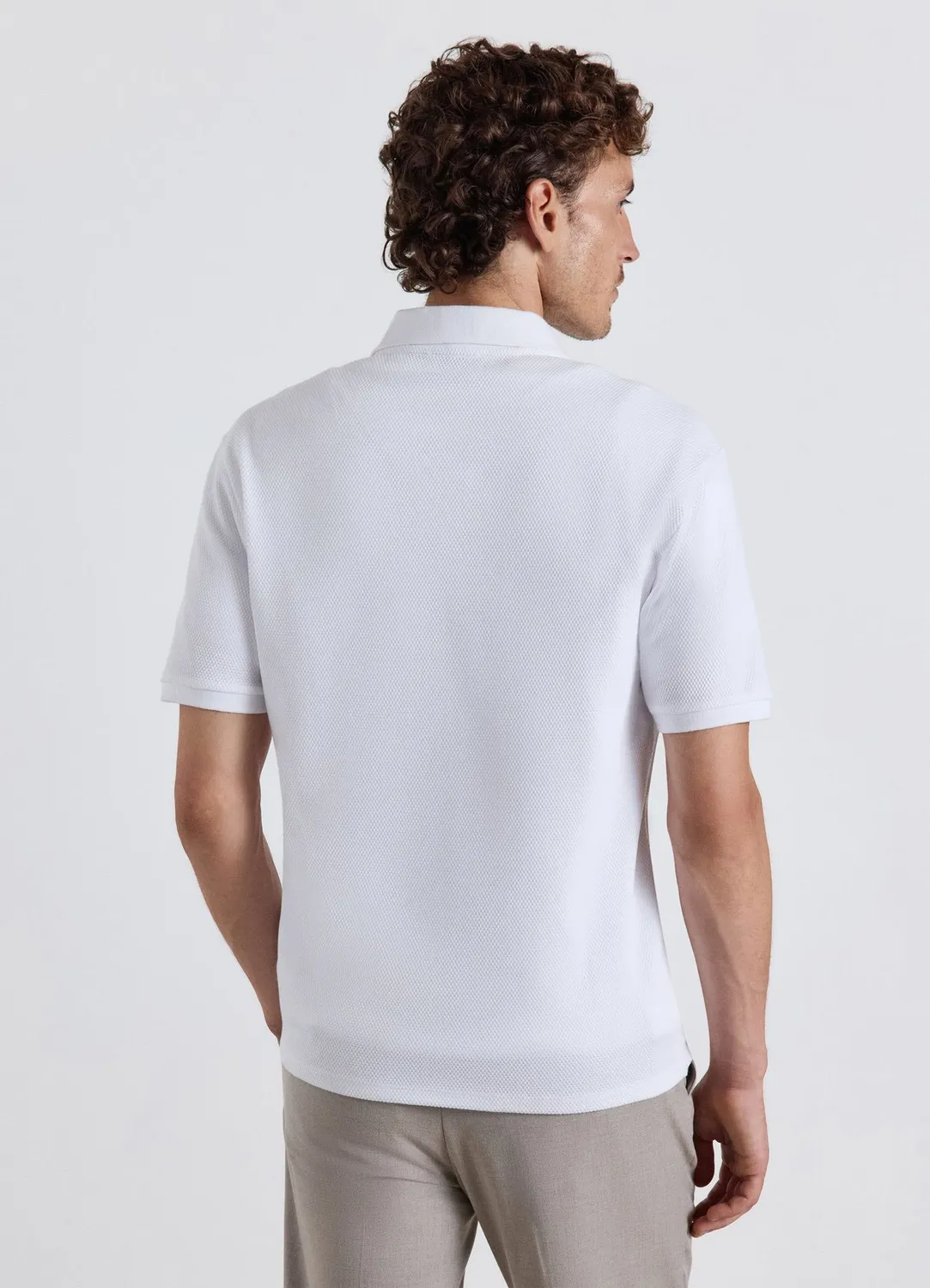Calliope polo homme uni col V manches courtes regular