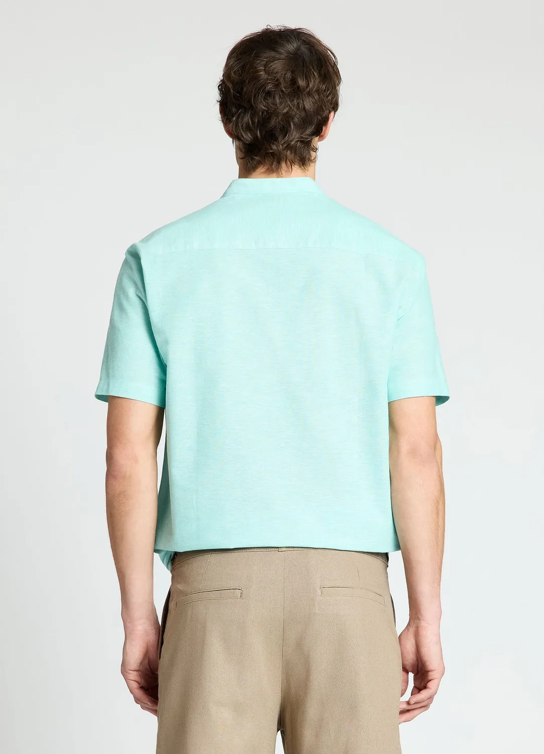Calliope chemise lin homme col coréen manches courtes