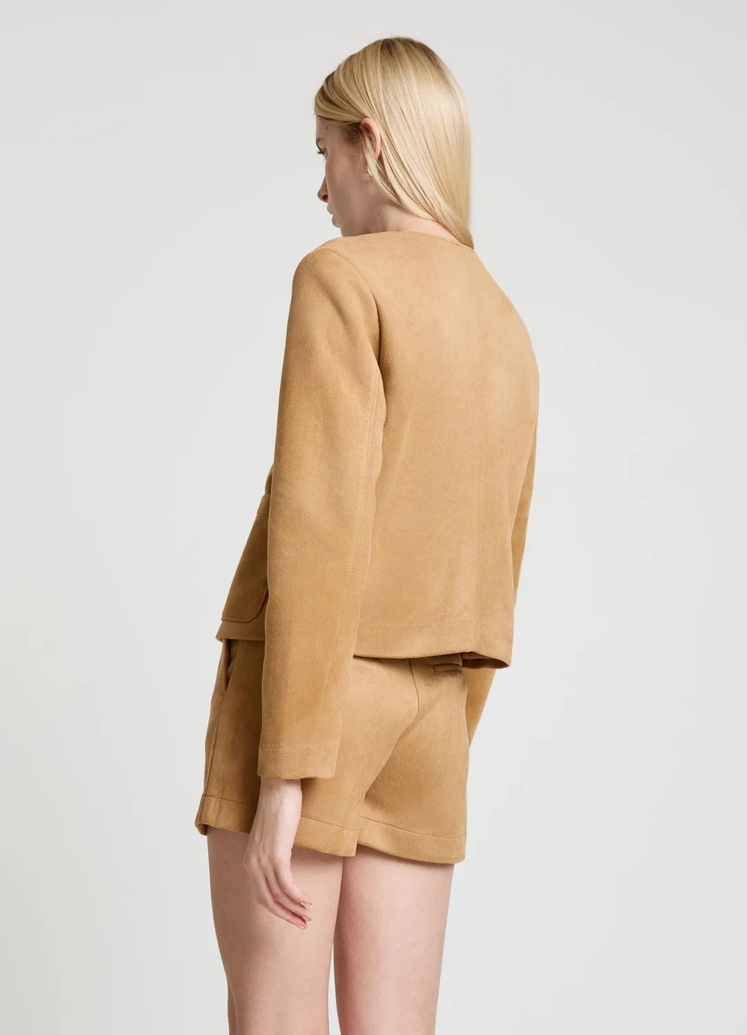 Calliope veste effet suédé boutons femme unie