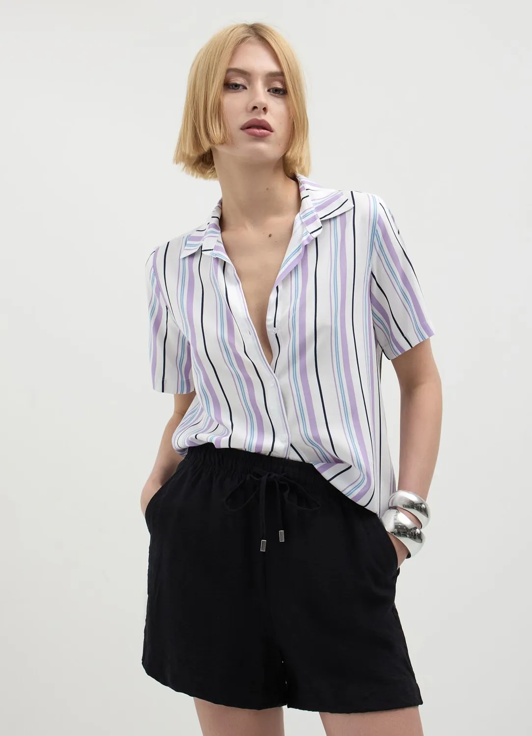 Calliope chemise rayée manches courtes boutonnée femme