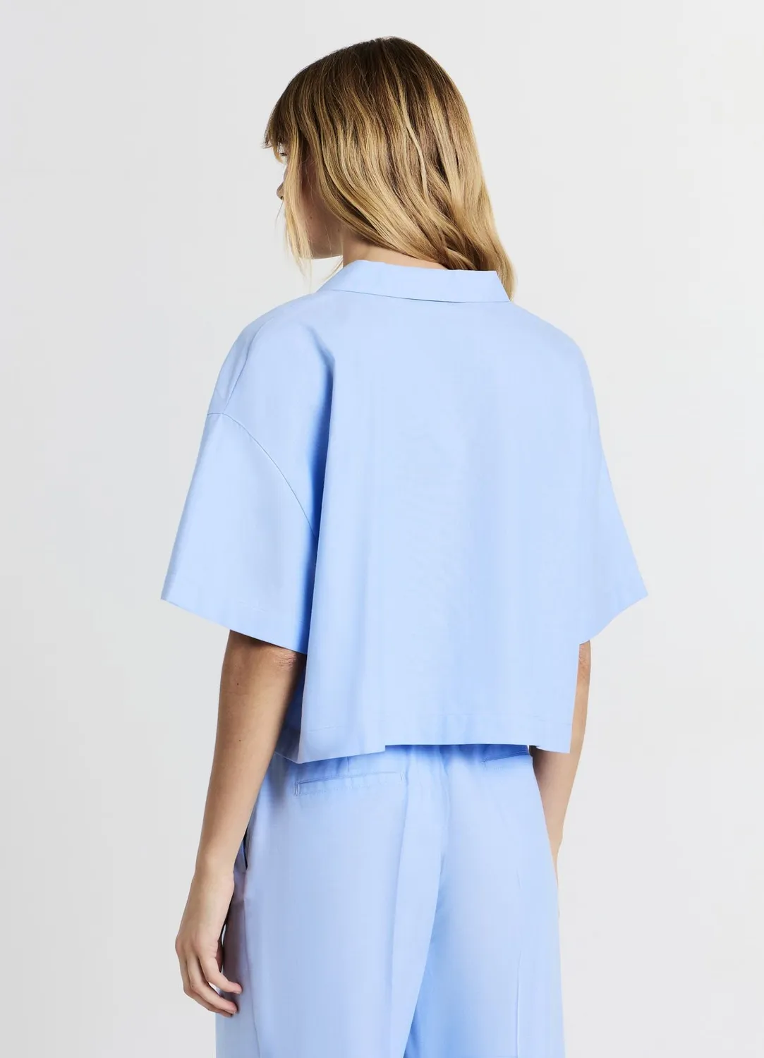 Calliope Chemise femme col revers coton unie