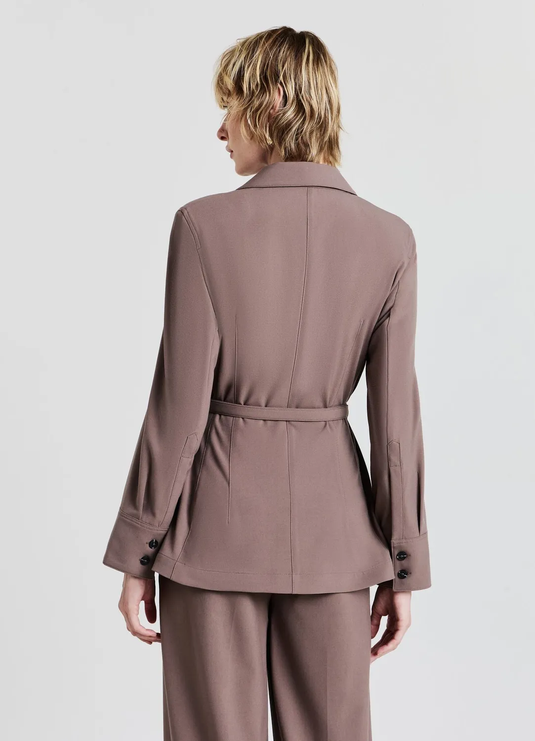 Calliope blazer ceinturé femme poches revers