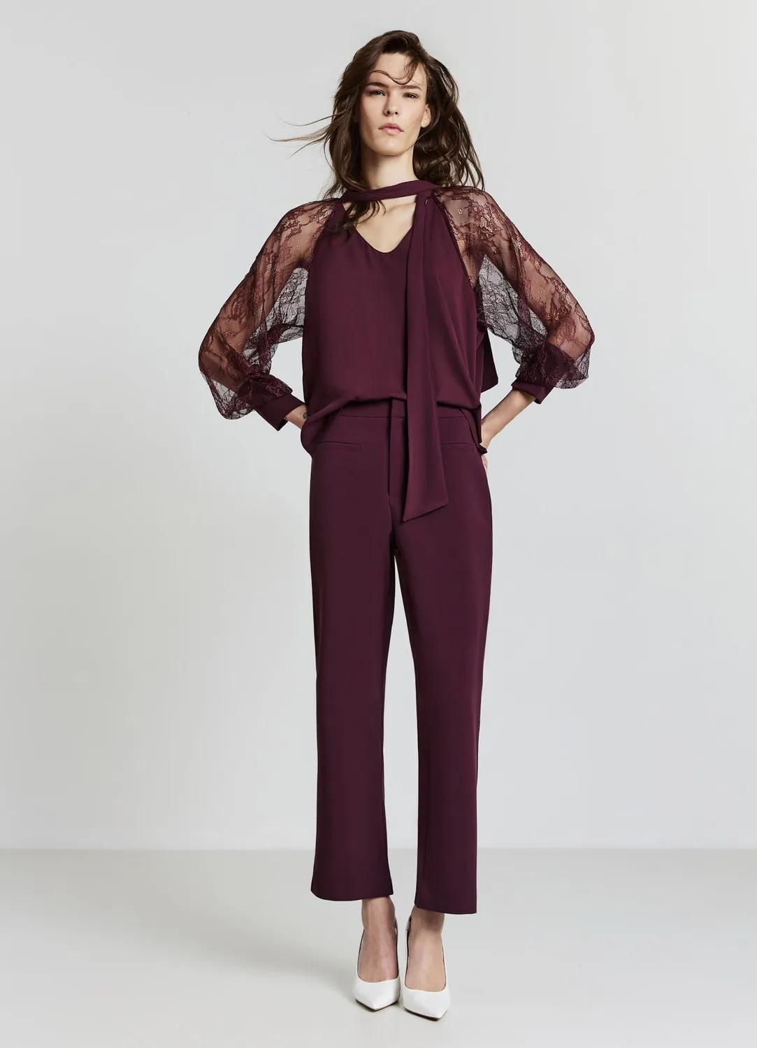 Calliope blouse à nœud manches dentelle femme coupe regular
