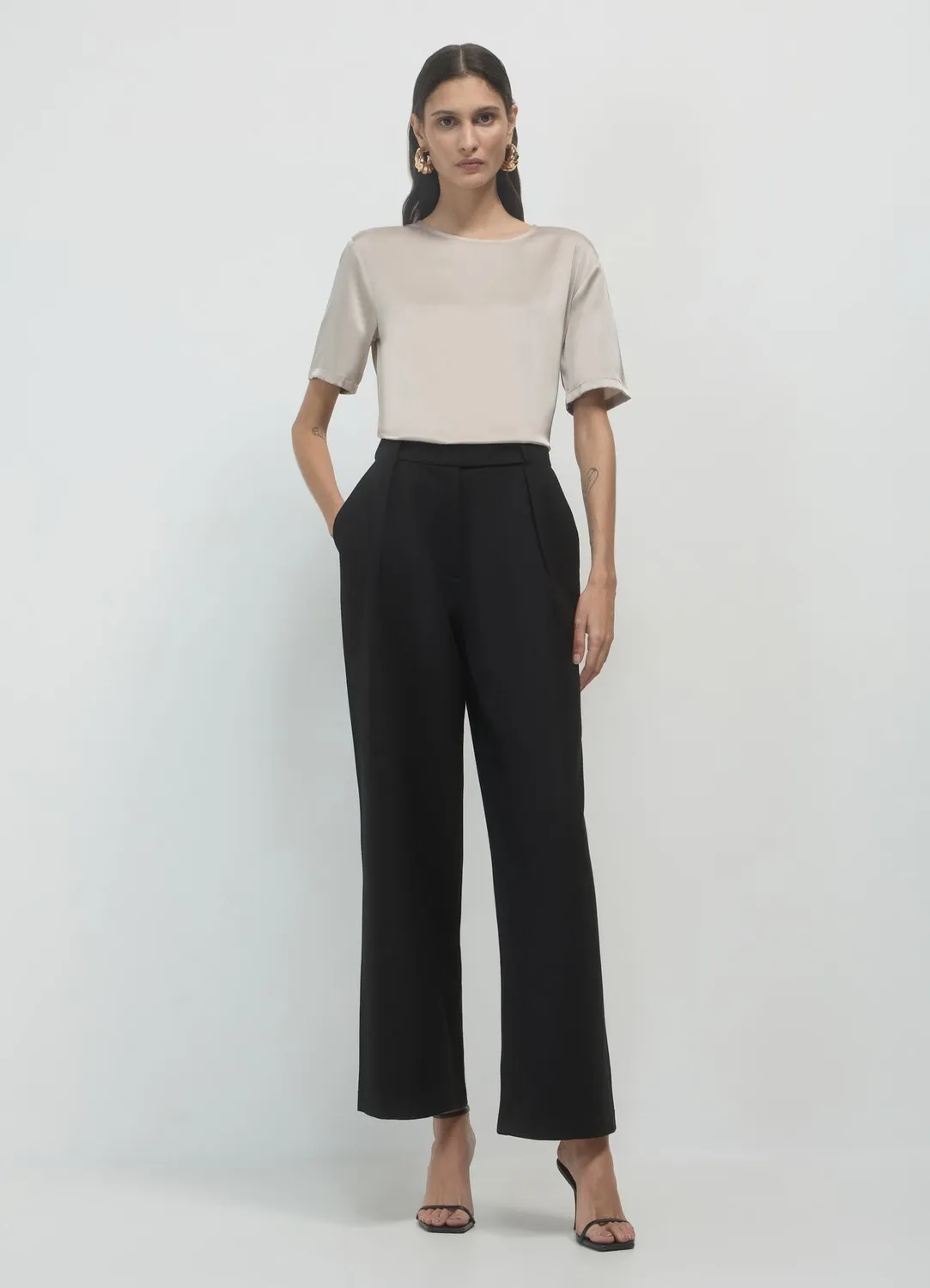 Calliope blouse femme satinée manches courtes