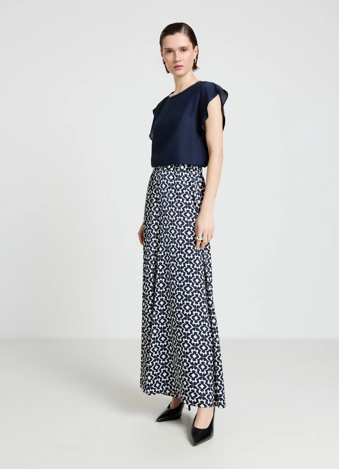 Calliope blouse unie manches volants col rond
