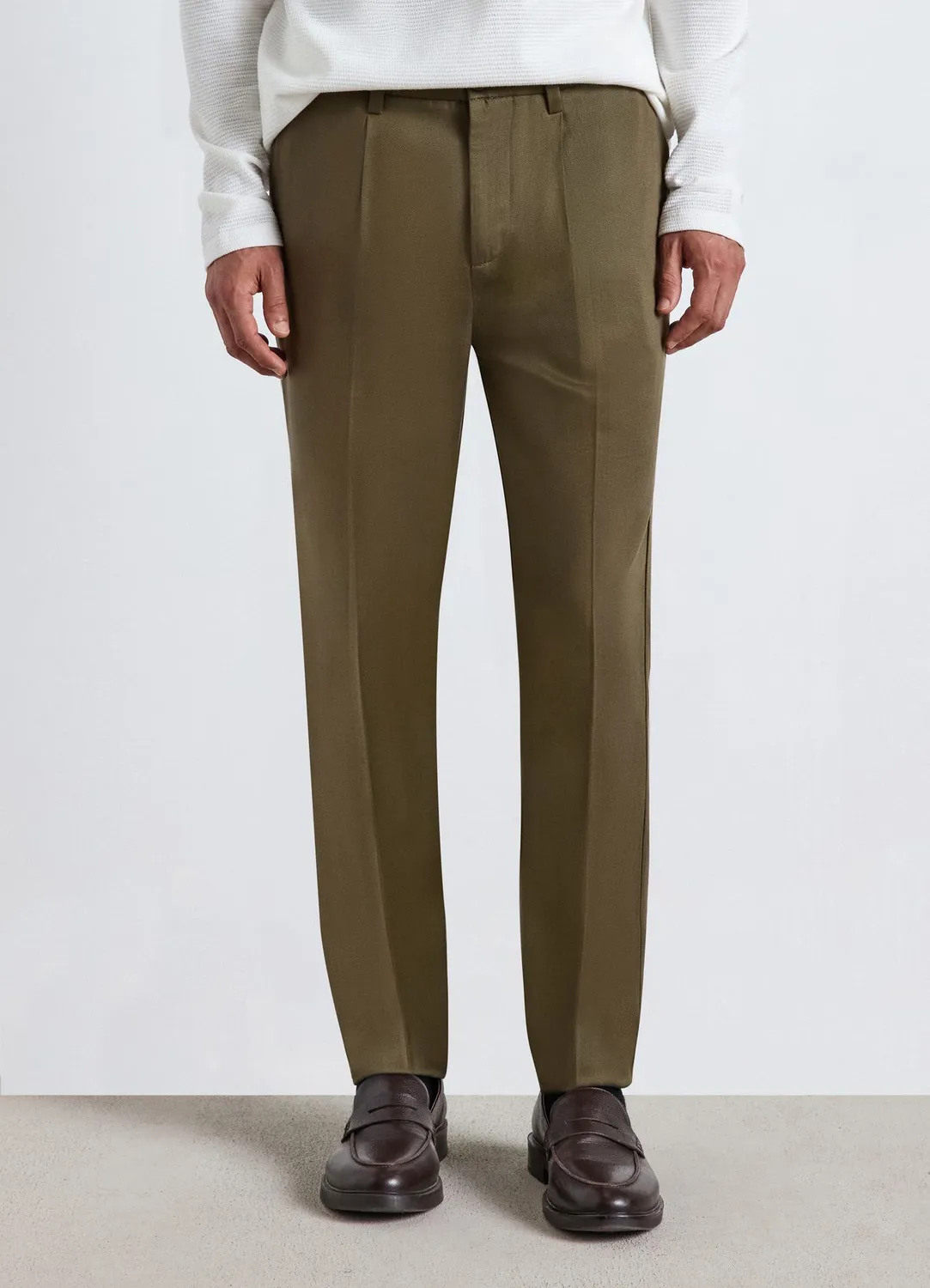 Calliope pantalon chino slim homme uni