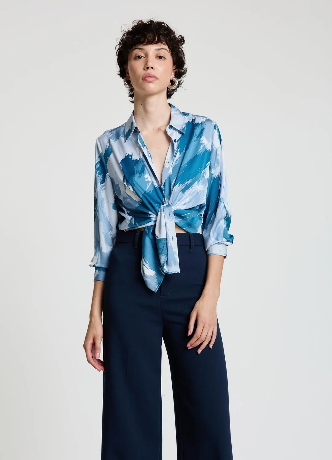 Calliope Imprimé Abstrait Chemise Satinée Manches Longues
