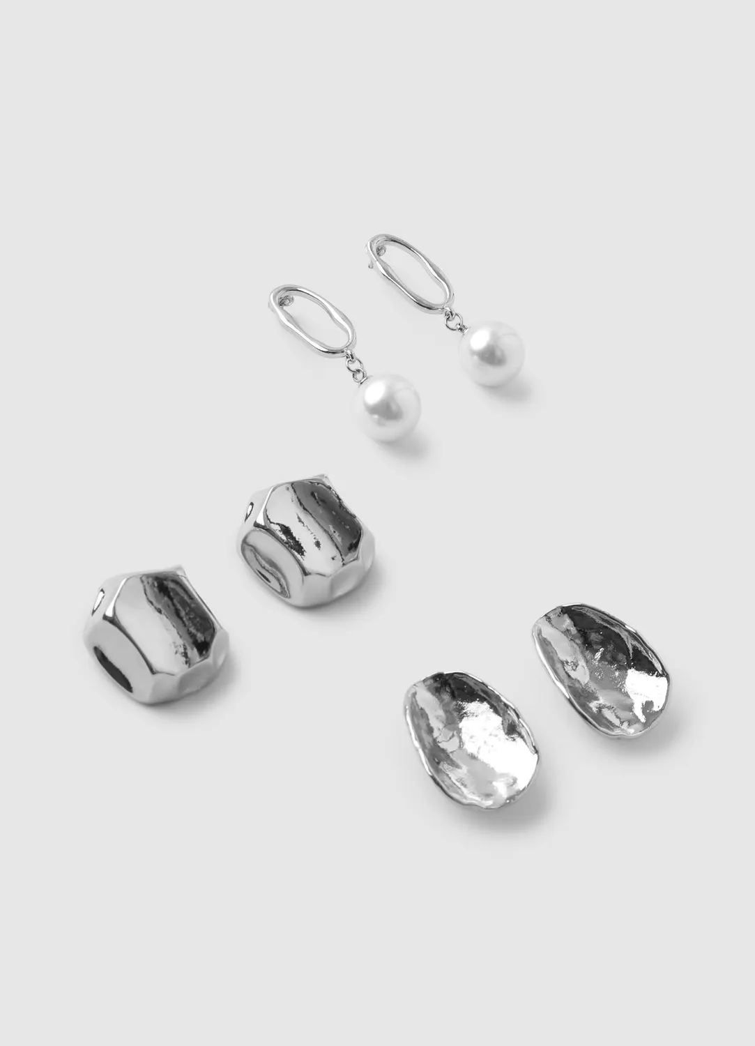 Calliope lot 3 boucles d'oreilles femme perle martelé