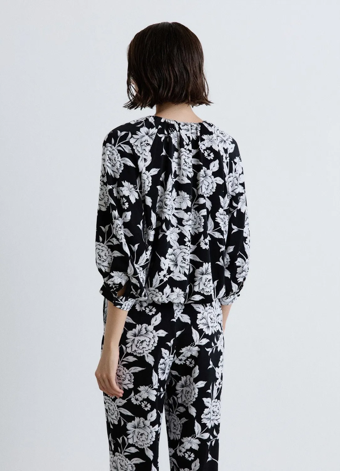 Calliope blouse satinée fleurs manches ballon femme