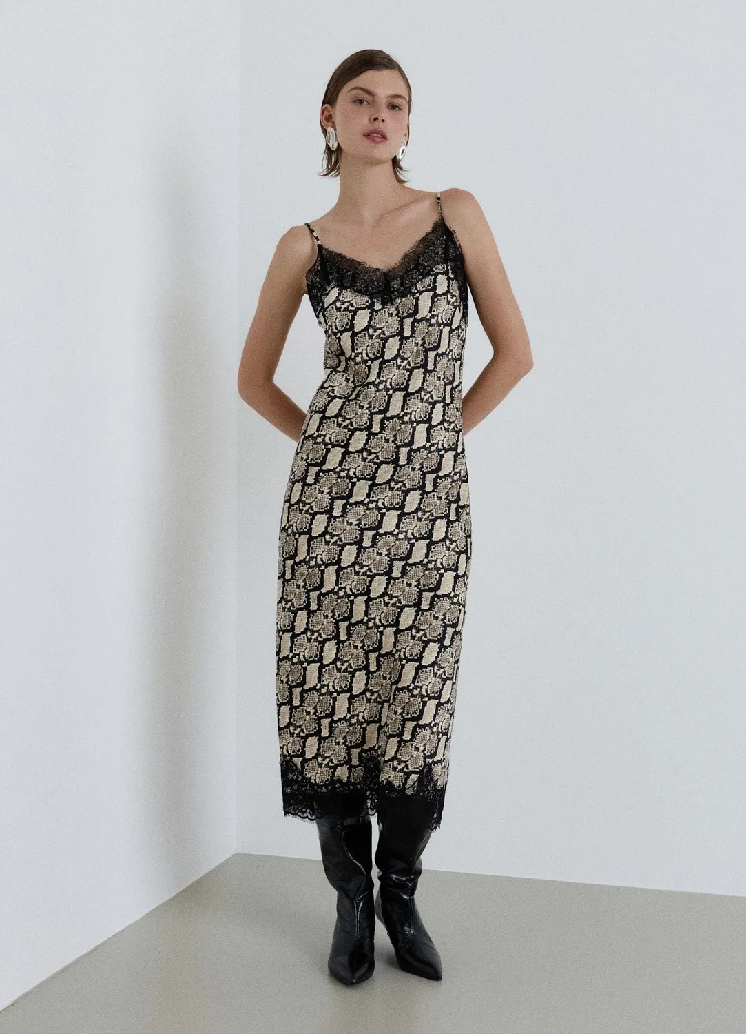 Calliope robe nuisette femme imprimé animalier dentelle