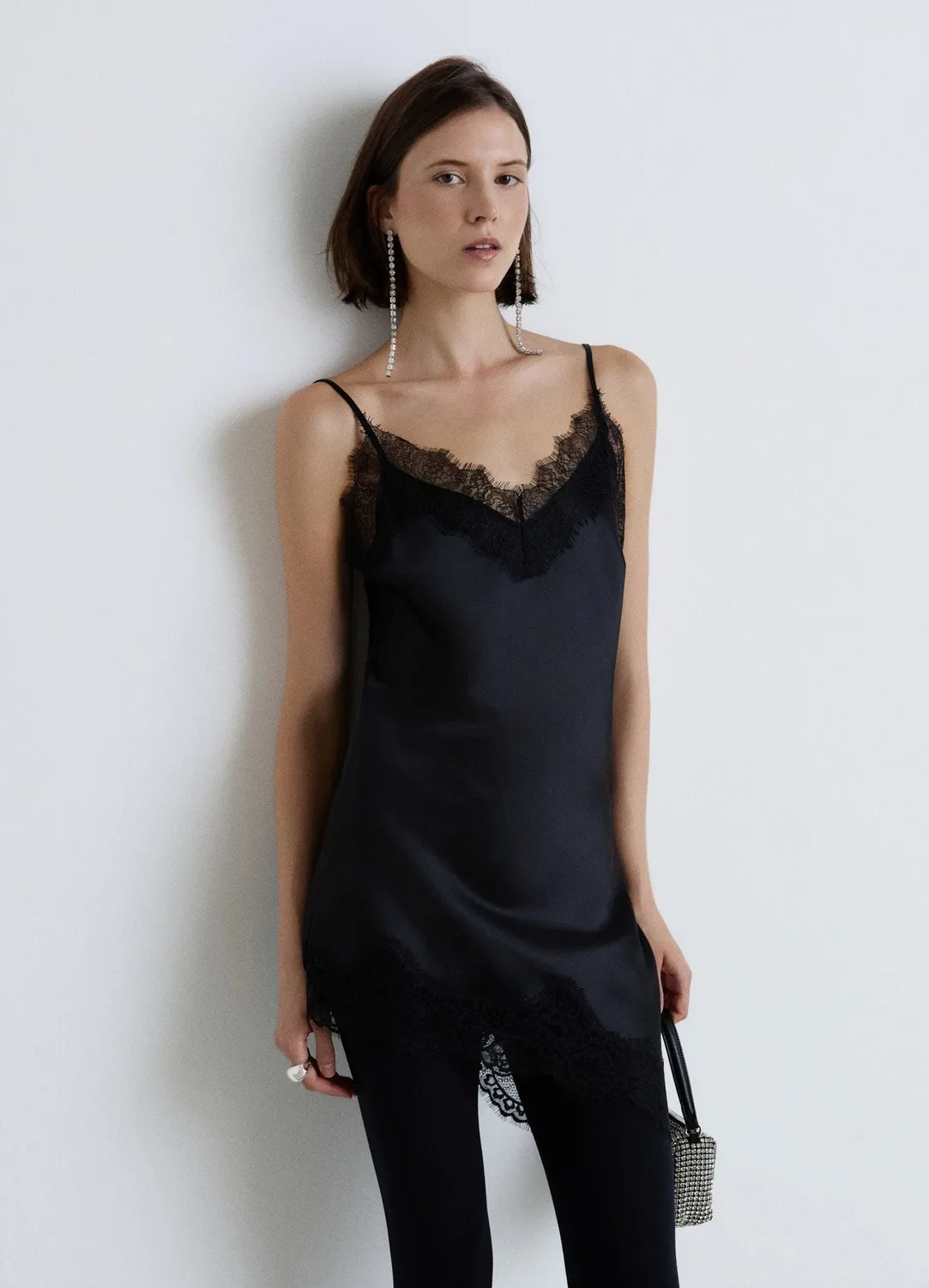 Calliope top asymétrique femme satin dentelle