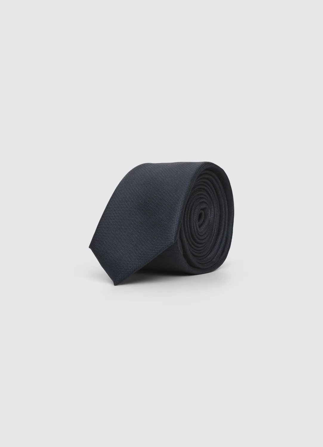 Calliope cravate unie homme pointe lance