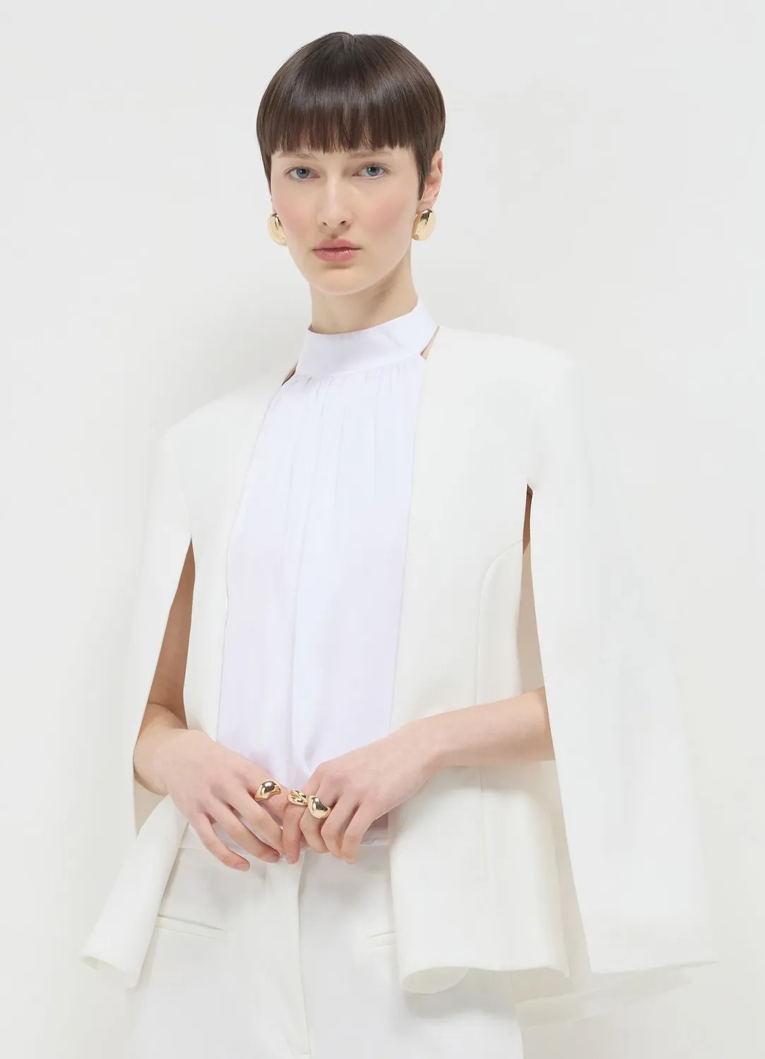 Calliope veste cape femme unie crochet