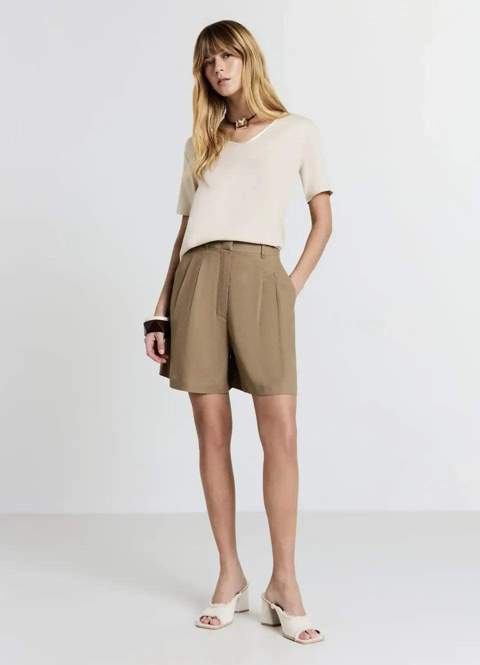Calliope blouse col large femme manches courtes