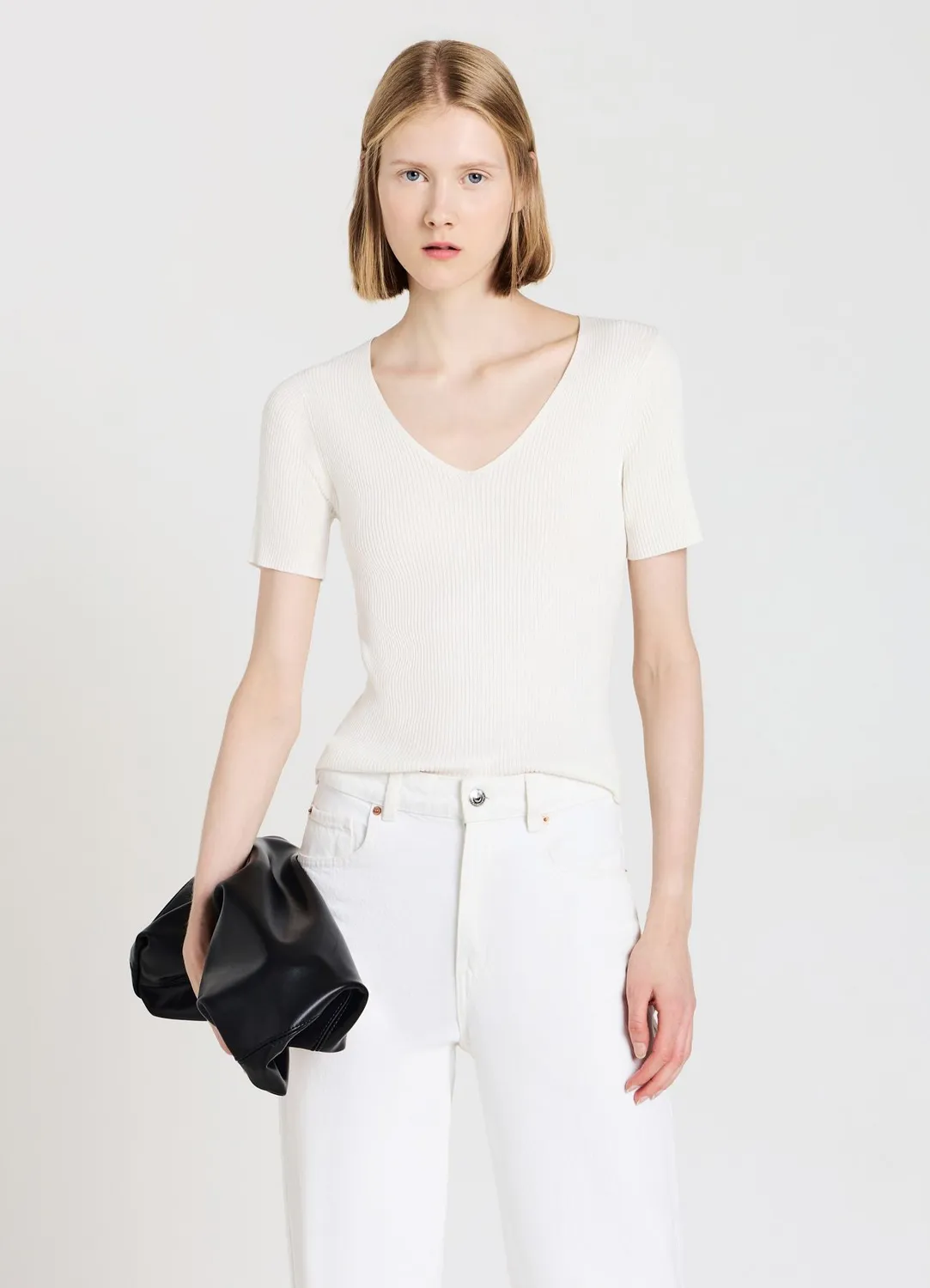 Calliope t-shirt col V côtelé femme manches courtes