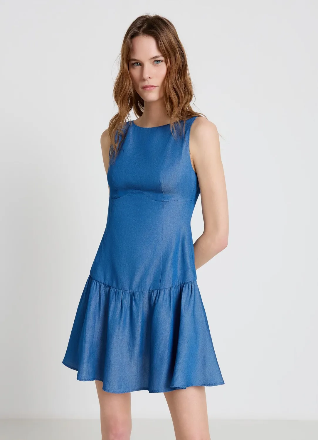 Calliope robe courte femme volants sans manches