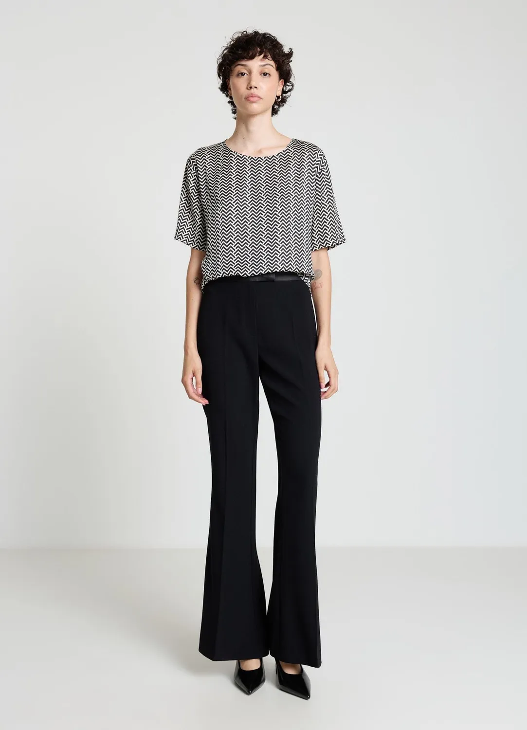 Calliope T-shirt chevrons femme effet satiné