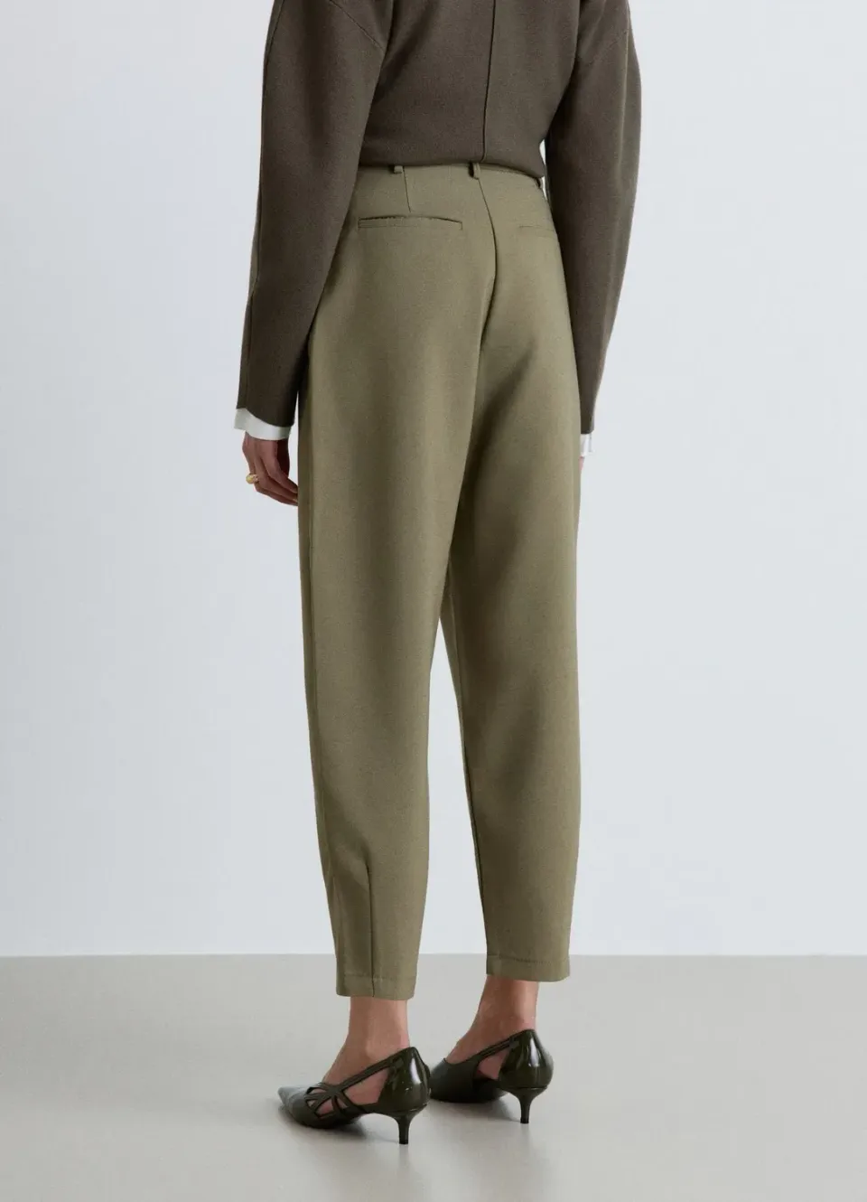 Calliope pantalon balloon uni taille haute poches