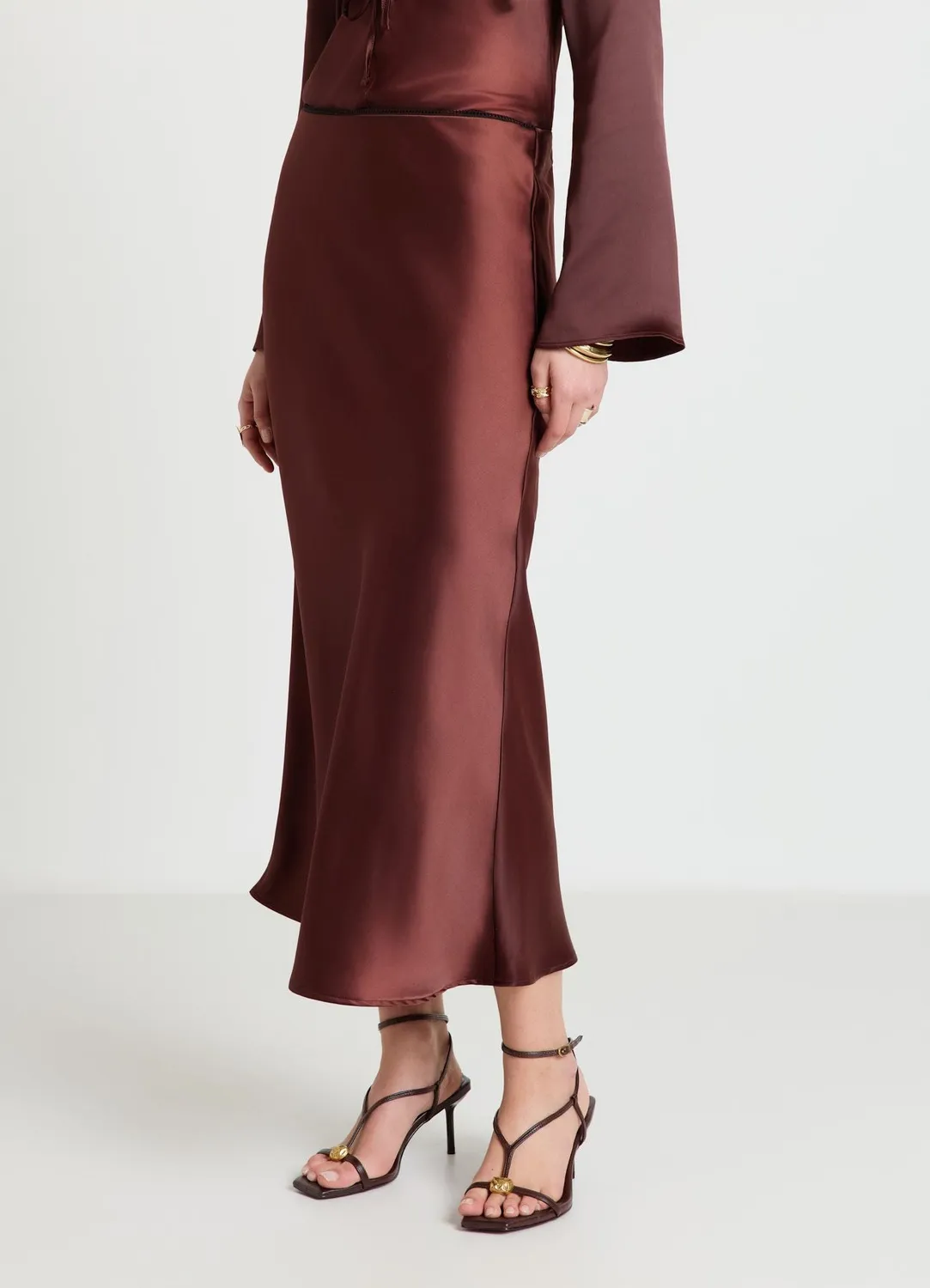 Calliope Longuette similsatin jupe midi satinée