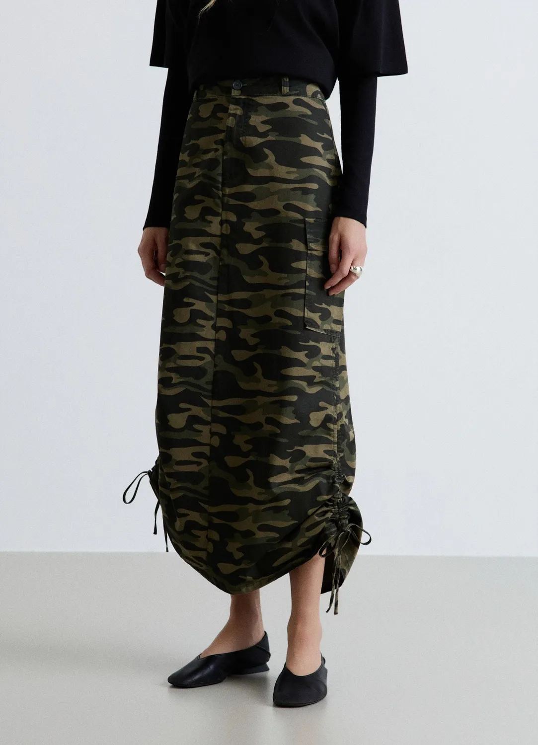 Calliope jupe cargo longue camouflage femme