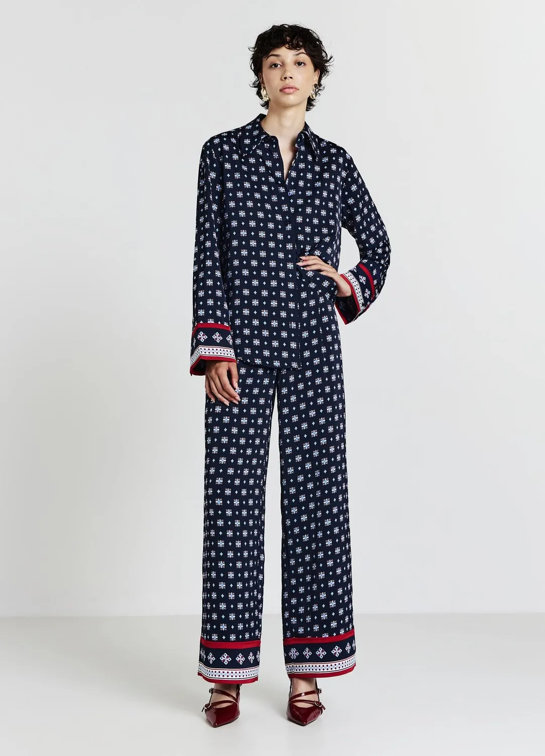 Calliope pantalon palazzo satiné imprimé femme bureau