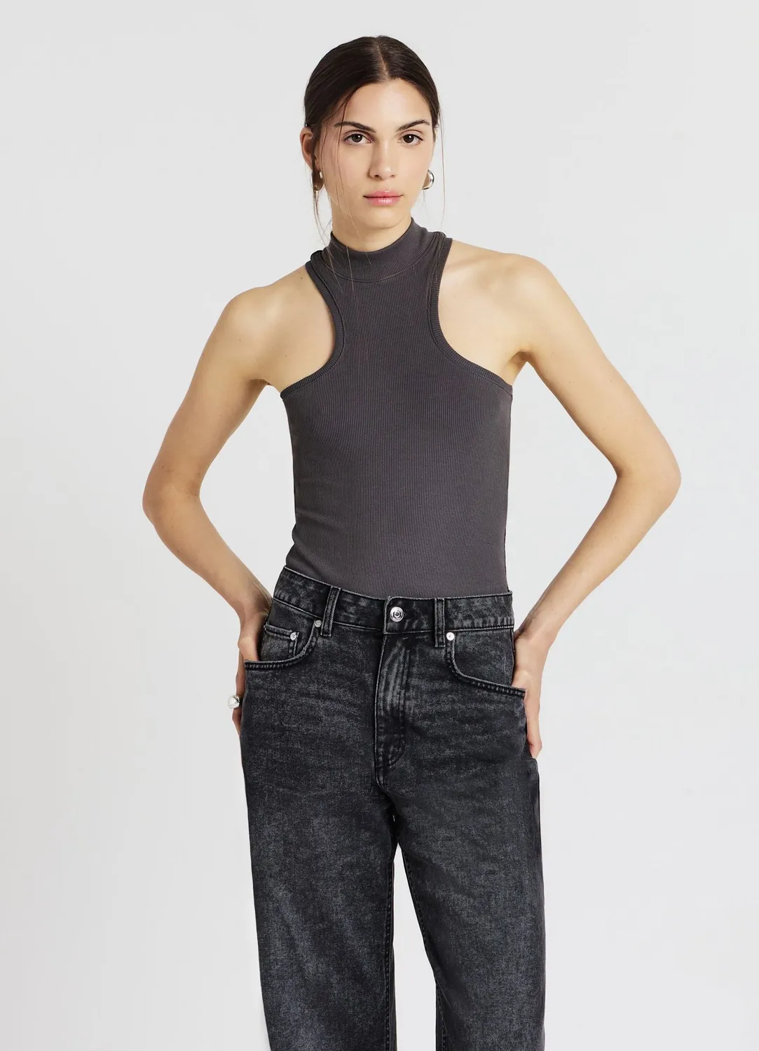 Calliope Body épaules dénudées femme col montant