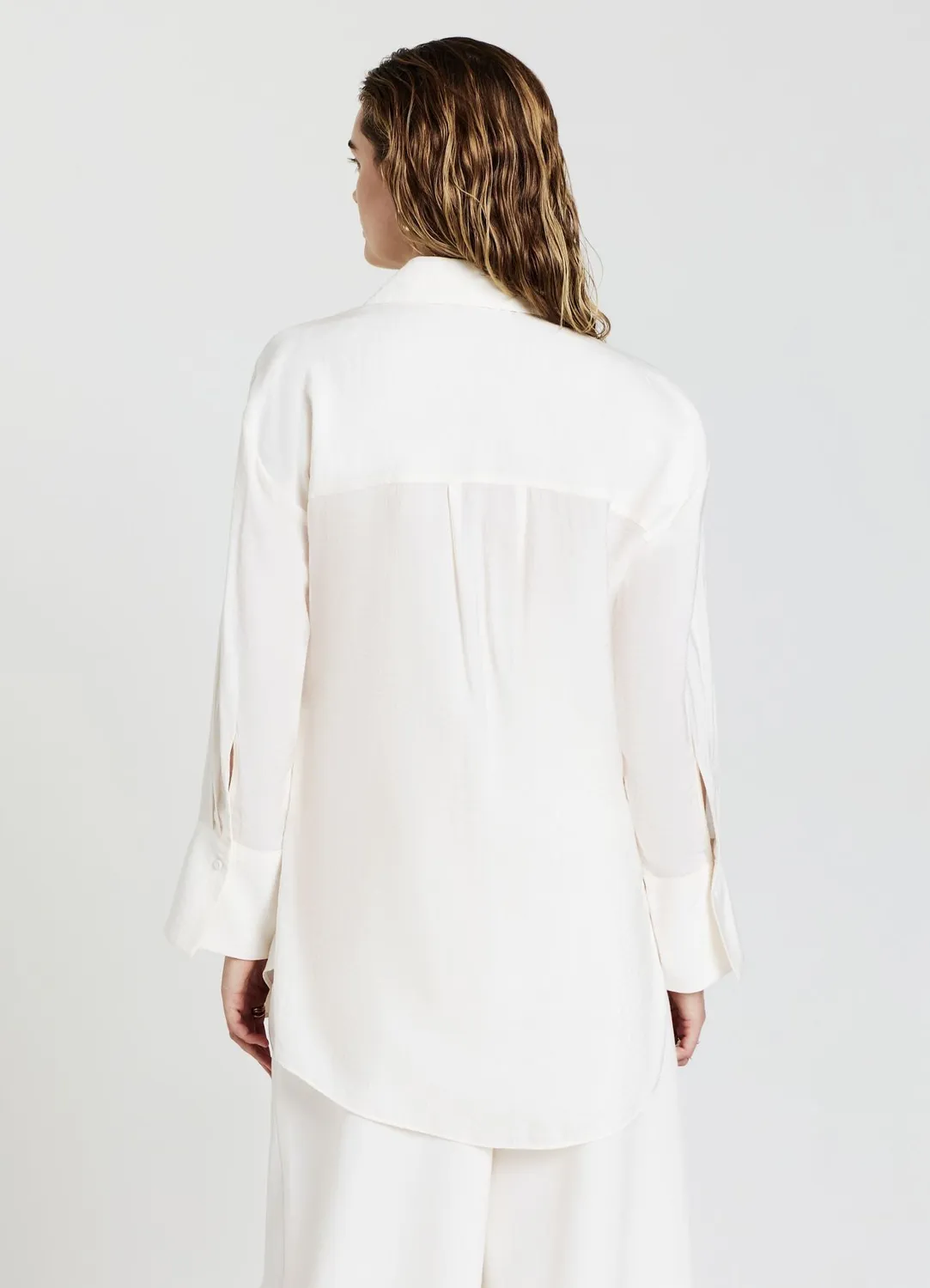Calliope chemise femme volants lacet manches longues