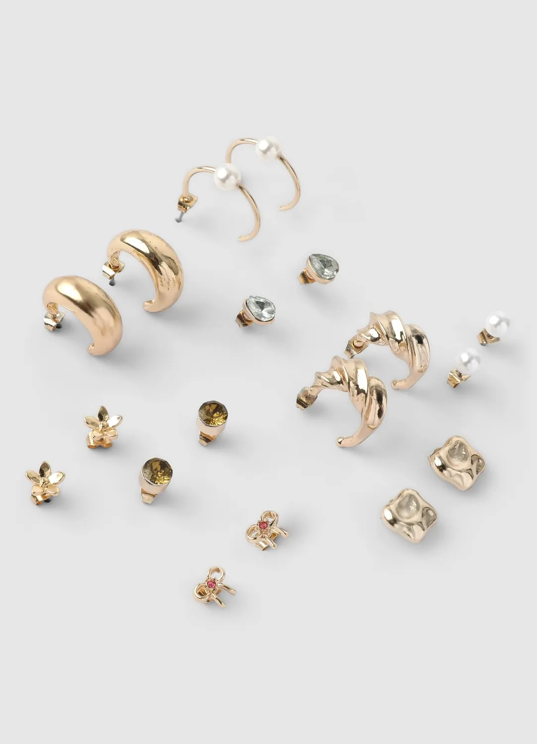 Calliope lot 9 paires boucles d'oreilles strass