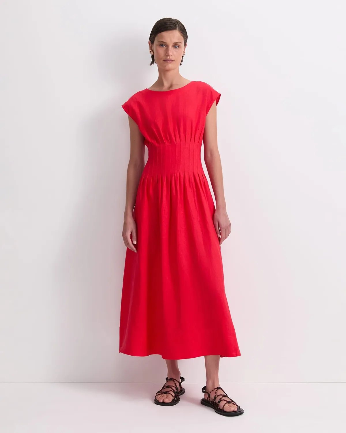 Sportscraft Ariana robe midi lin taille pinces