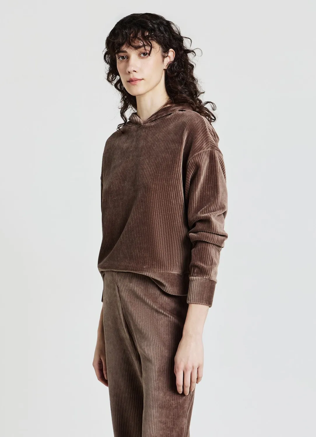 Calliope sweat capuche femme velours côtelé