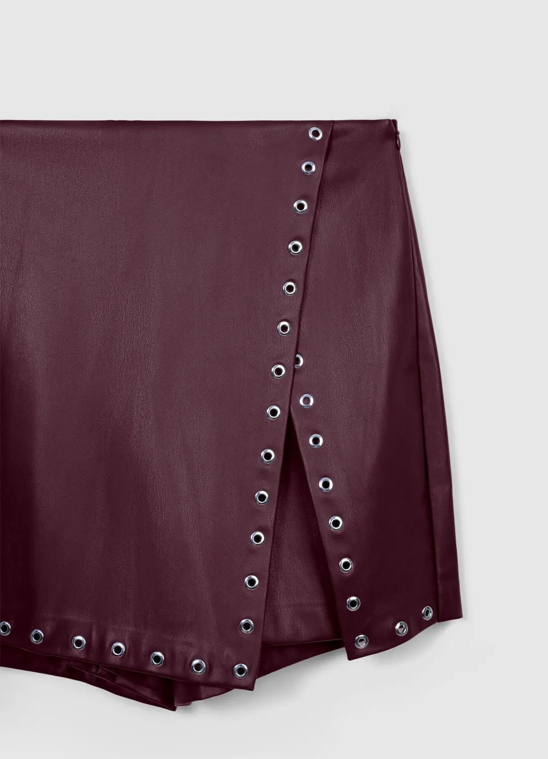 Calliope jupe-short simili cuir cloutée femme