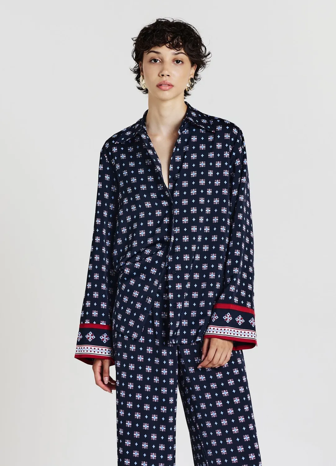 Calliope chemise satinée imprimé femme manches longues